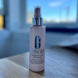 Full-size Clinique Moisture Surge Face Spray
